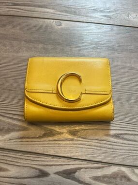 Chloé C Small Tri-Fold Wallet